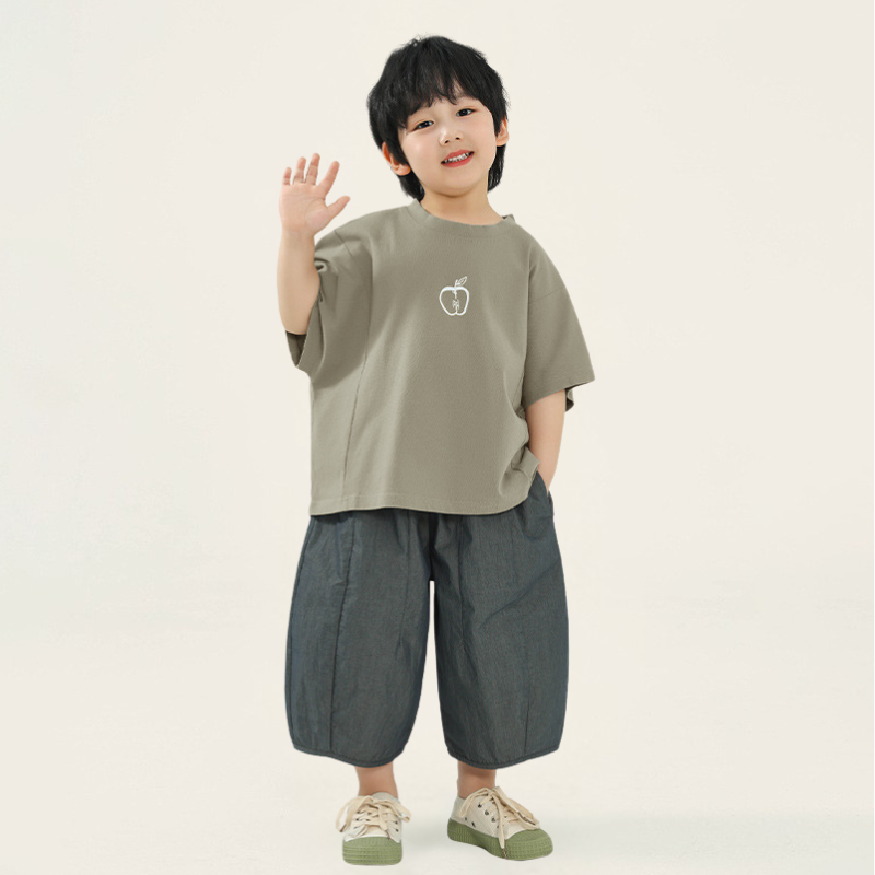 プリーツ7分丈パンツ