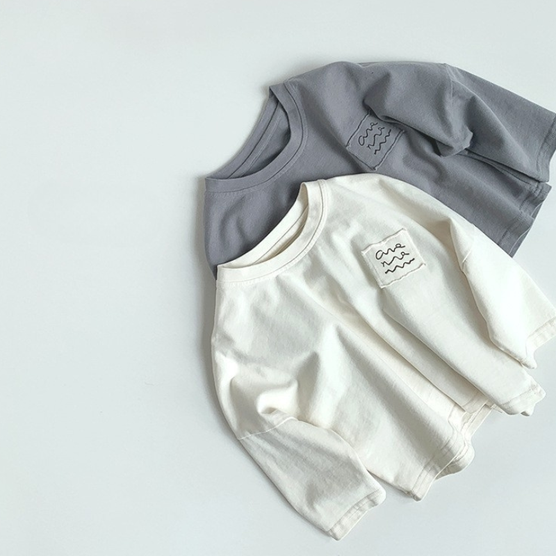 綿100%ベーシックTシャツ