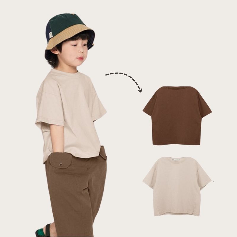 裾スリット入りTシャツ