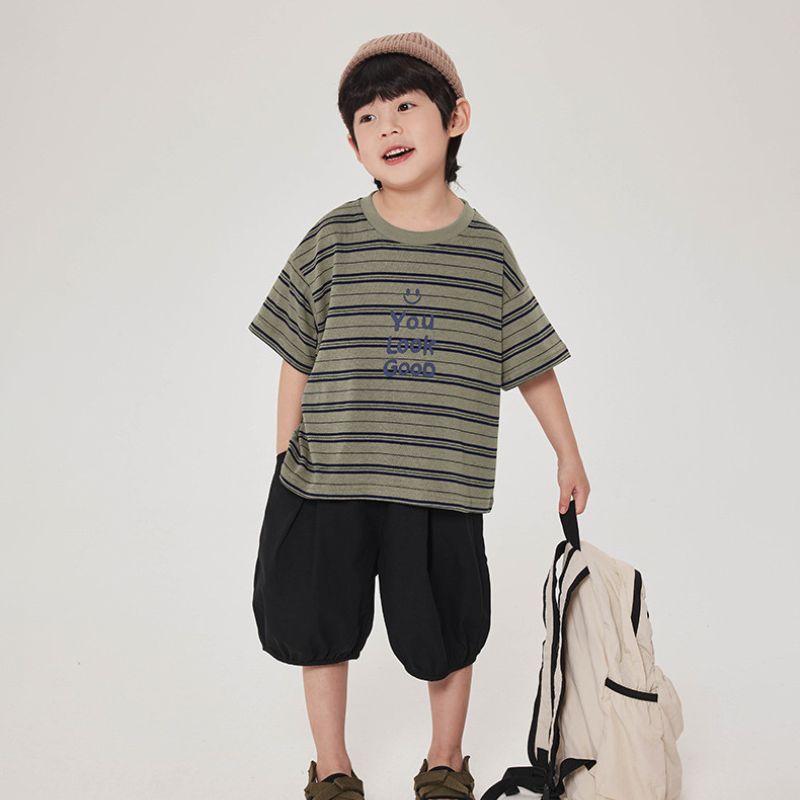 ランダムボーダー柄Tシャツ