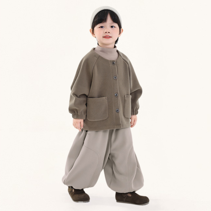 こだわりディテール裏ボアパンツ