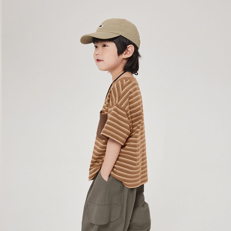 ボーダー柄配色ポケットTシャツ