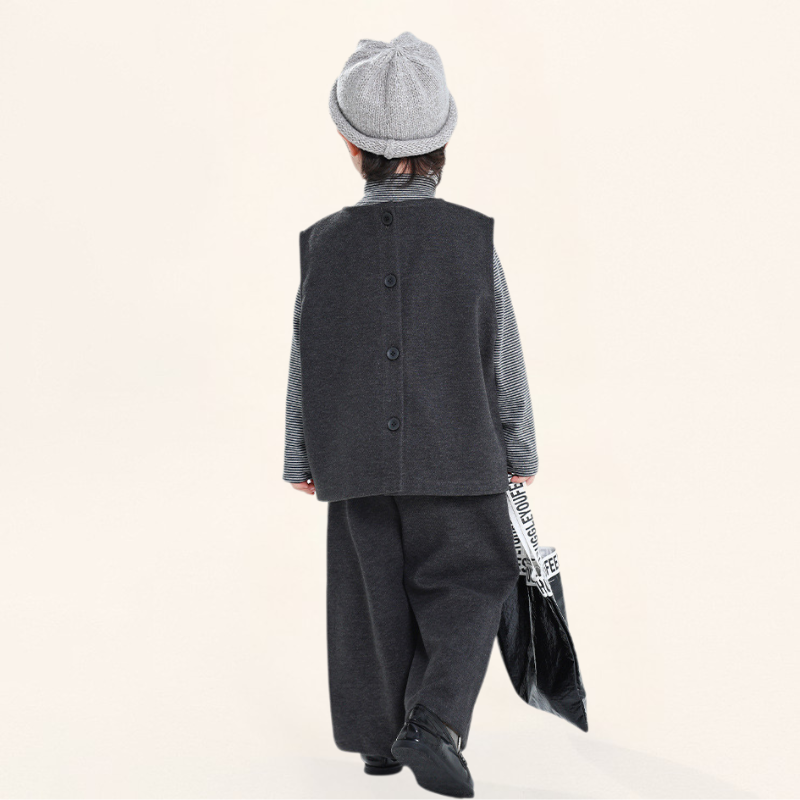 ベストとストレートパンツ2点セット