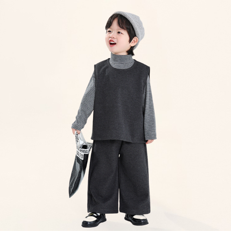 ベストとストレートパンツ2点セット