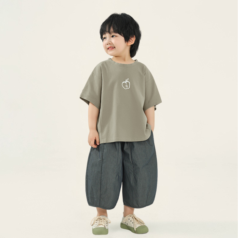 プリーツ7分丈パンツ
