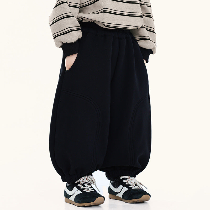 こだわりディテール裏ボアパンツ