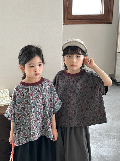 小花柄ドロップショルダー半袖Tシャツ