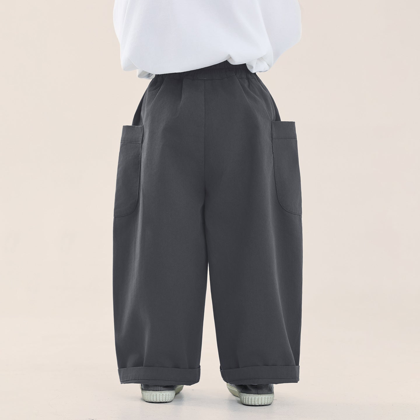 ポケット刺繍コットンパンツ