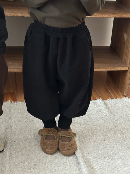 裾リブ厚手裏ボアパンツ