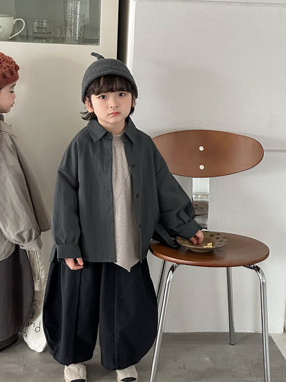 デザイン性ある無地シャツアウター