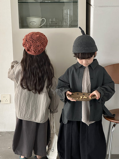 デザイン性ある無地シャツアウター