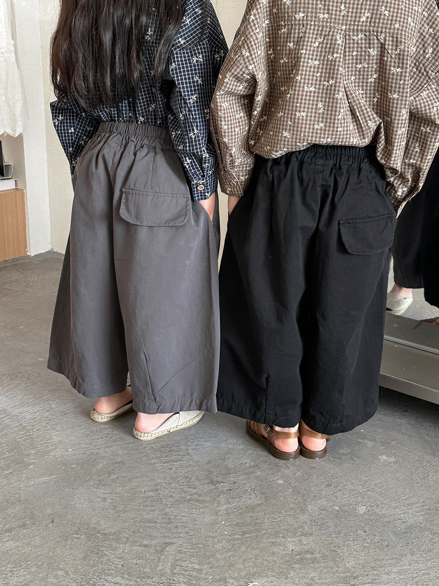 シンプルデザイン八分丈ワイドパンツ