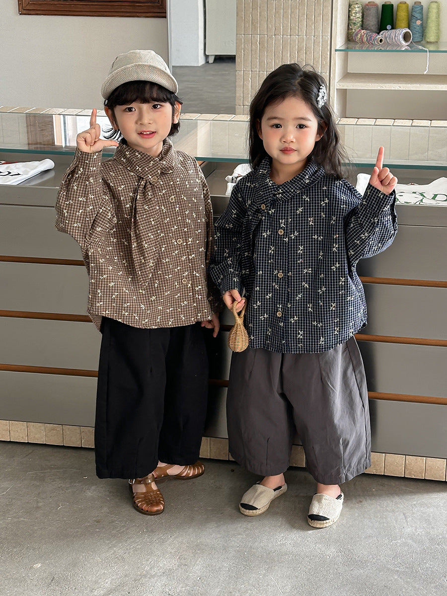 リーフ衿小花柄ブラウス