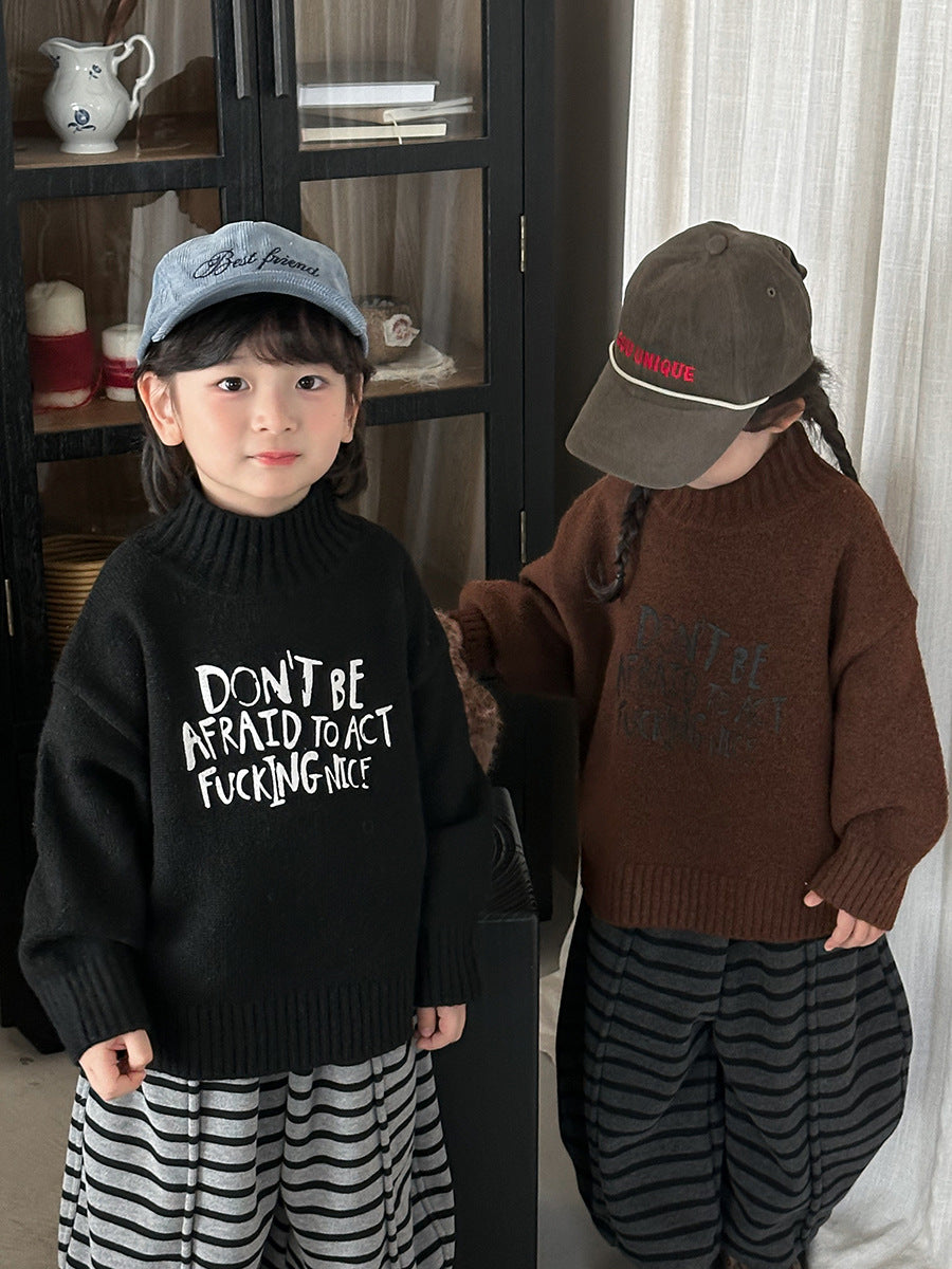 イングリッシュワードハイネックニット