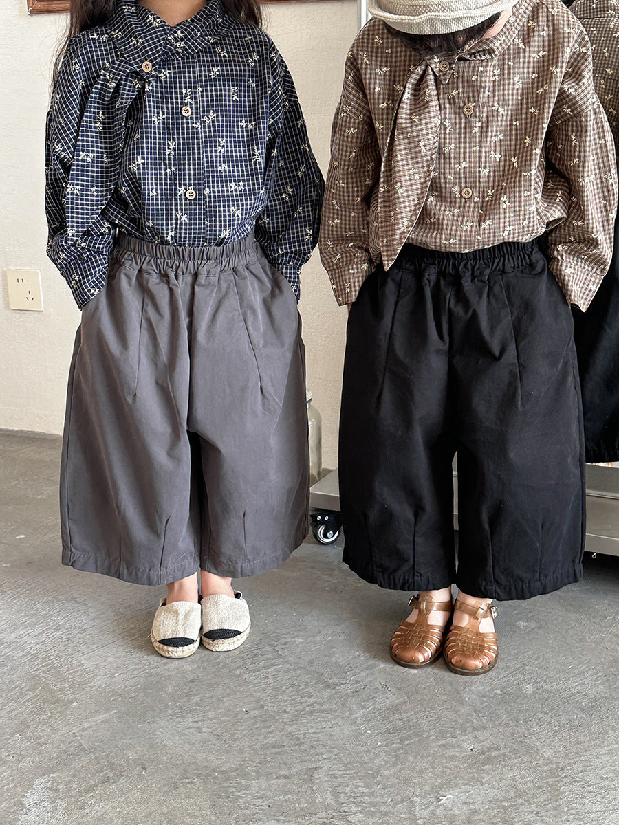 シンプルデザイン八分丈ワイドパンツ