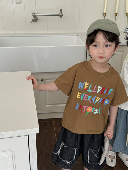 カラフルレターTシャツ