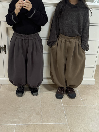 シンプル無地バルーンパンツ
