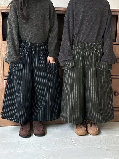 縦ストライプウール調ワイドパンツ