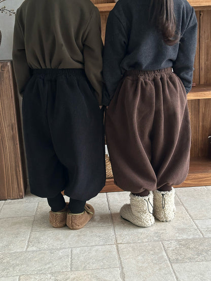 裾リブ厚手裏ボアパンツ