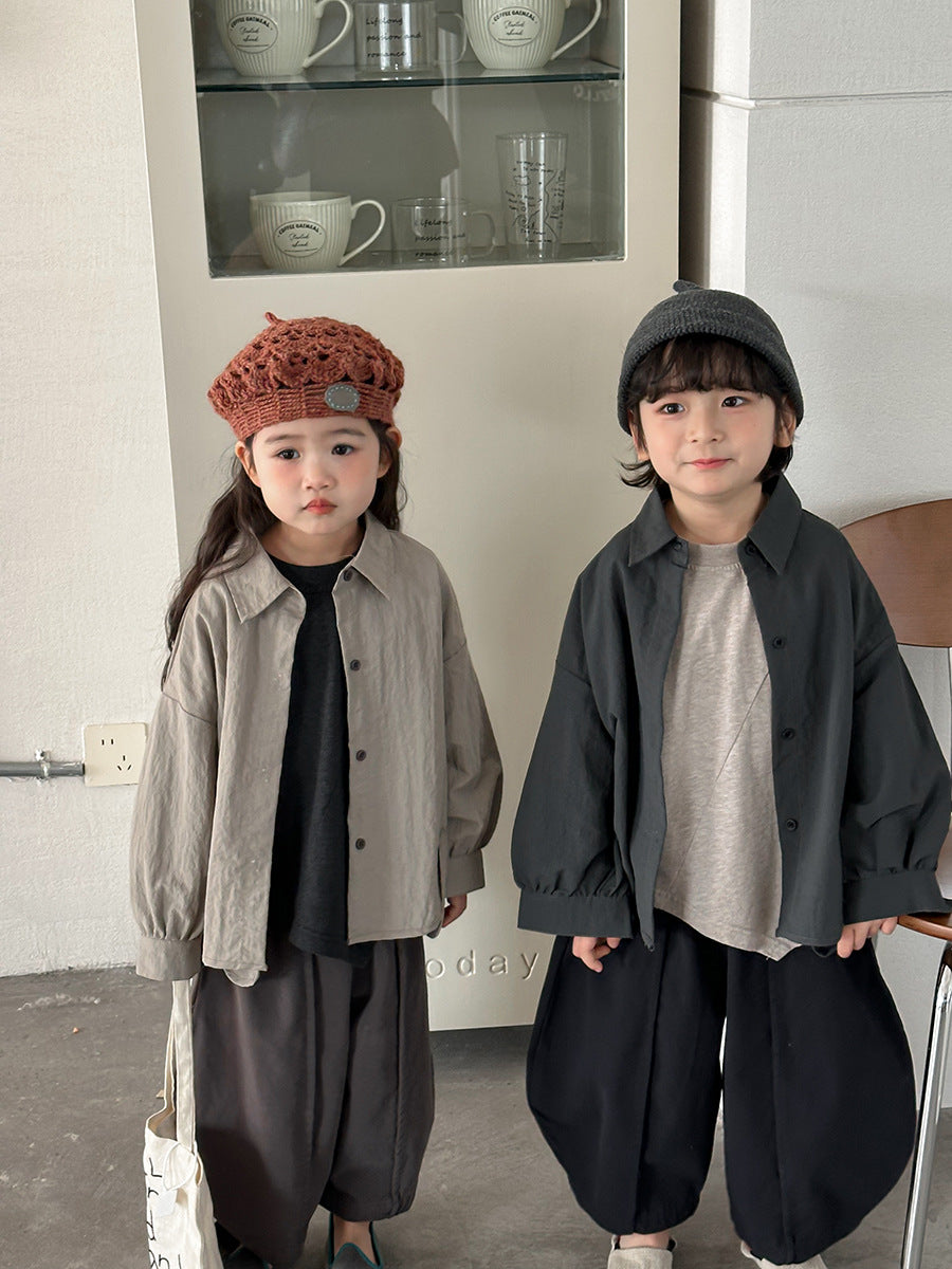 デザイン性ある無地シャツアウター