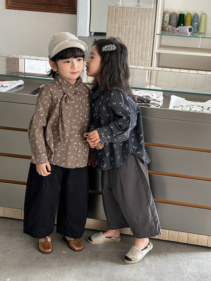 リーフ衿小花柄ブラウス