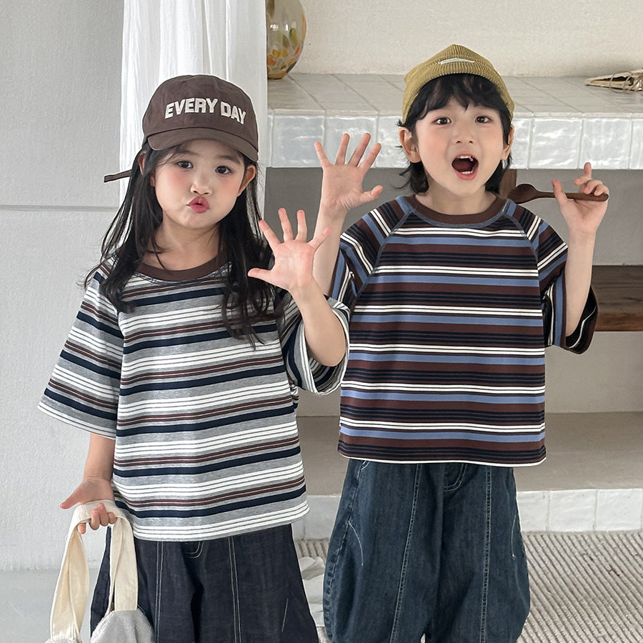 ボーダー柄ステッチTシャツ
