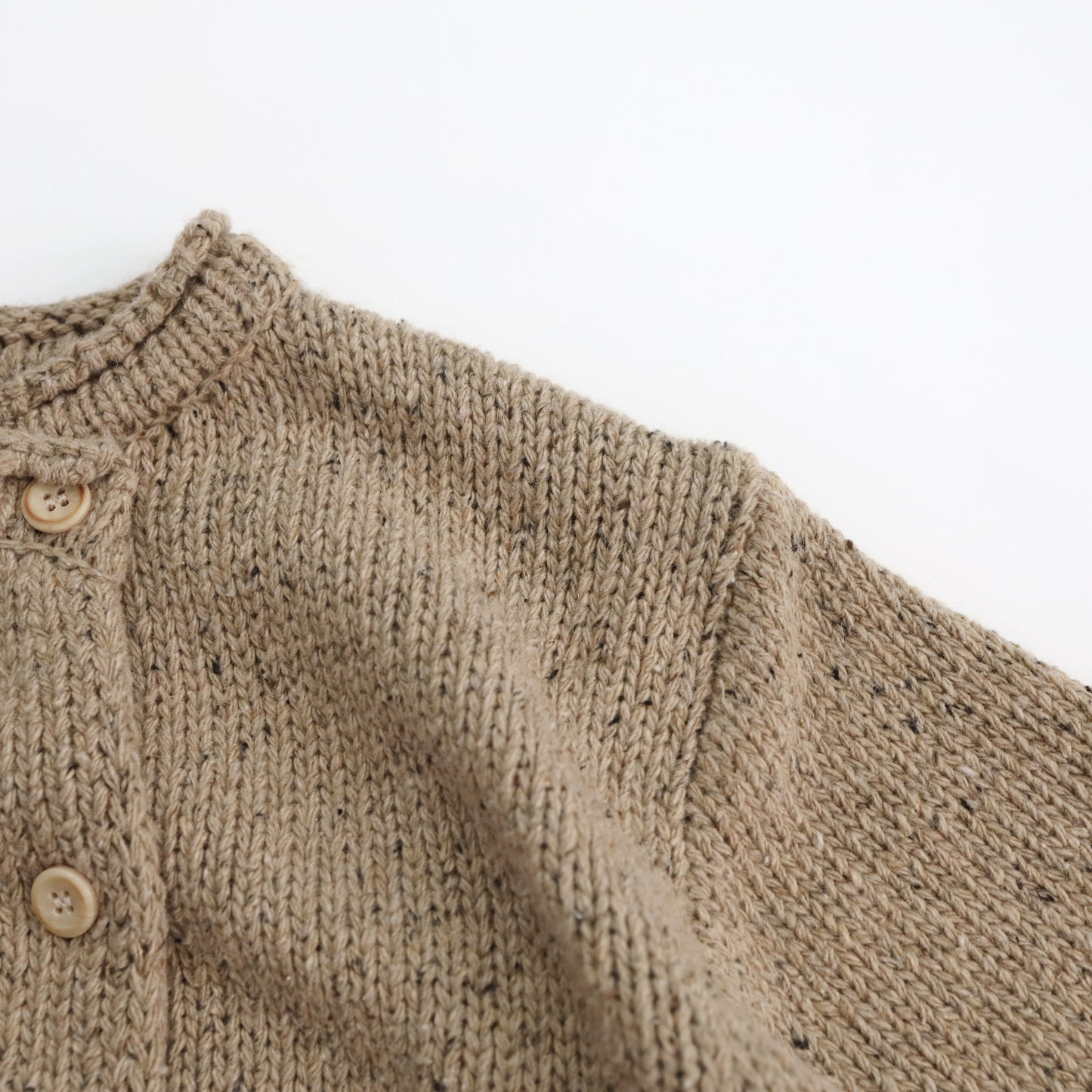 ダブルボタンニットカーディガン