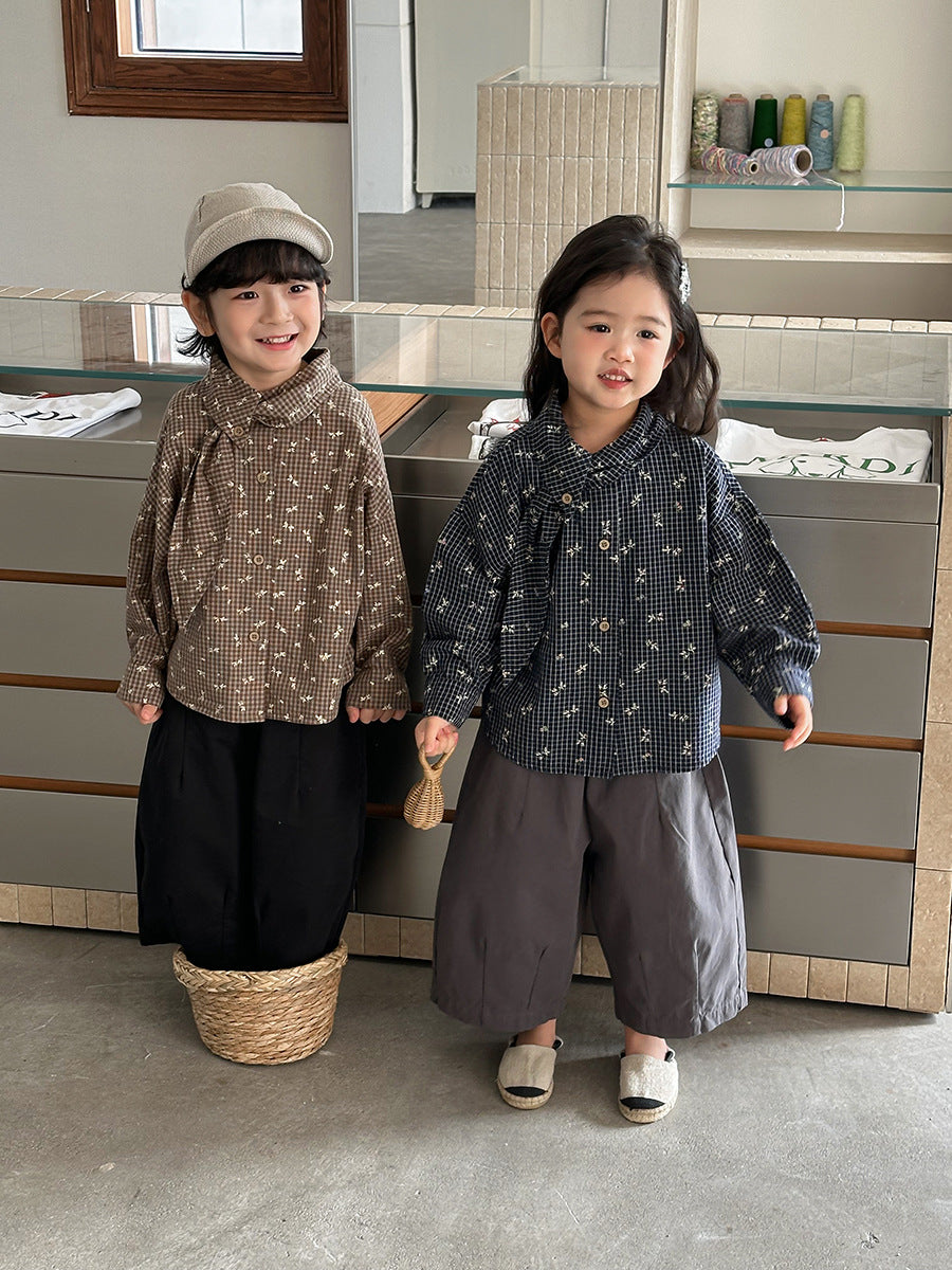 シンプルデザイン八分丈ワイドパンツ