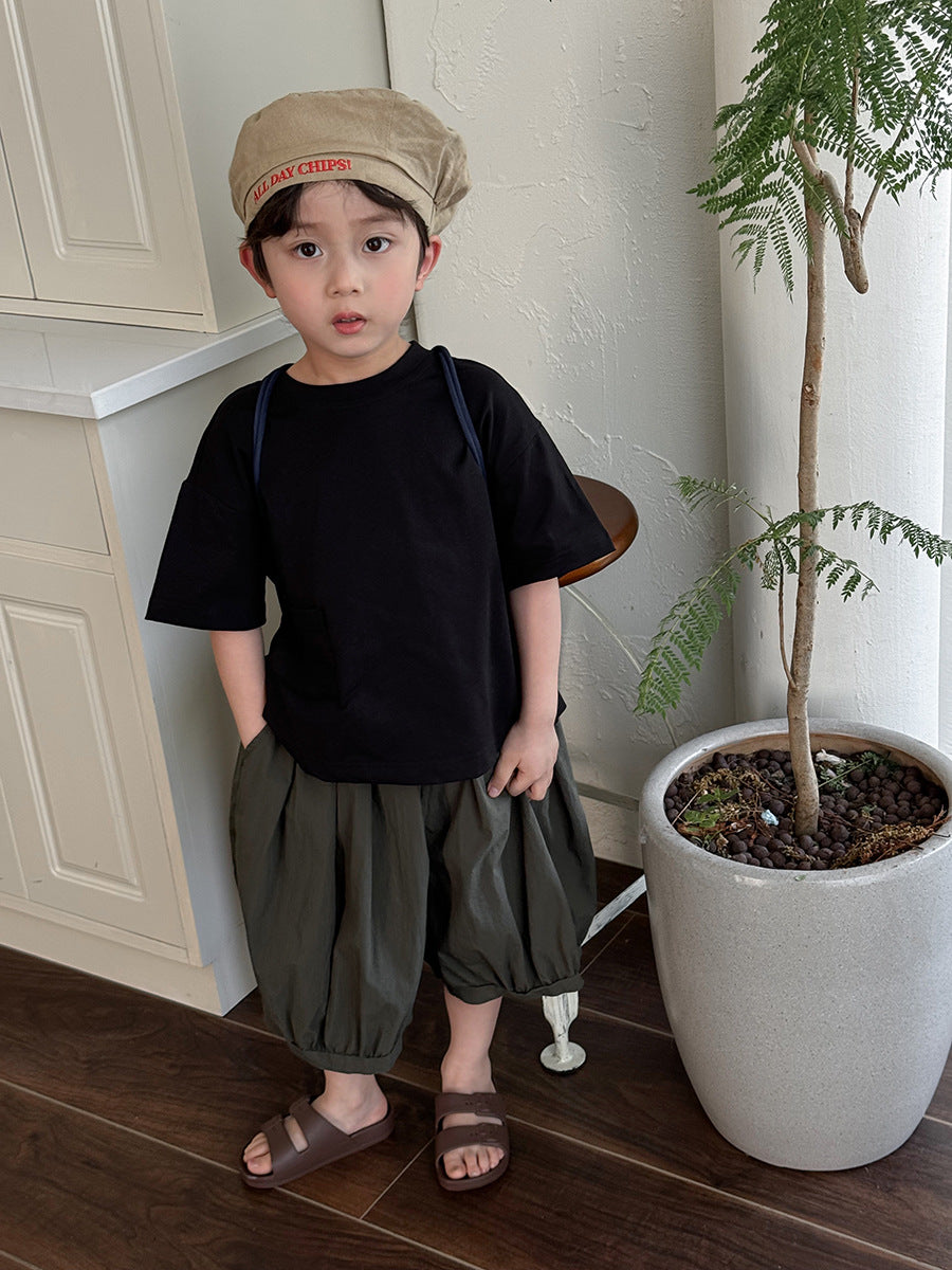 ポケット付きベーシックTシャツ