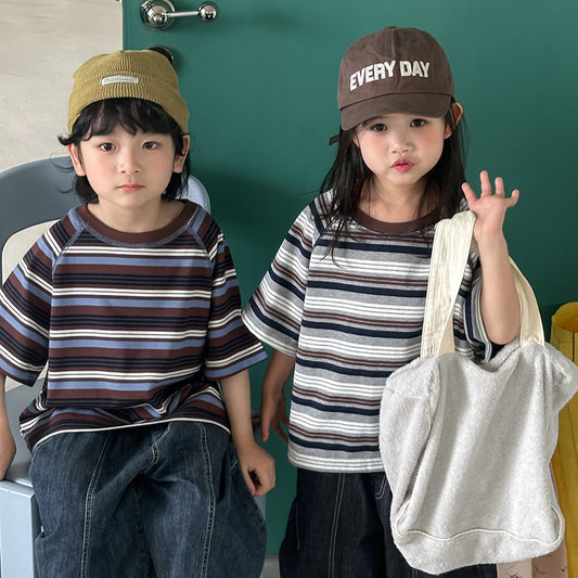 ボーダー柄ステッチTシャツ
