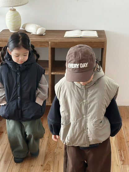 脱着フードつき中棉ベスト