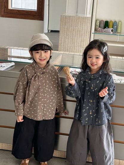 リーフ衿小花柄ブラウス