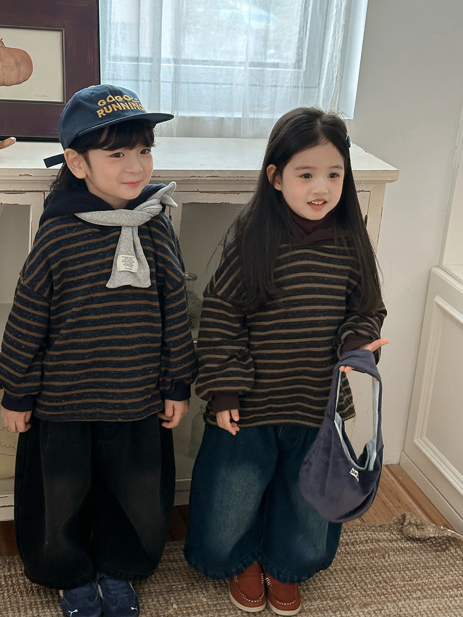 裏ボアボーダー柄パーカー