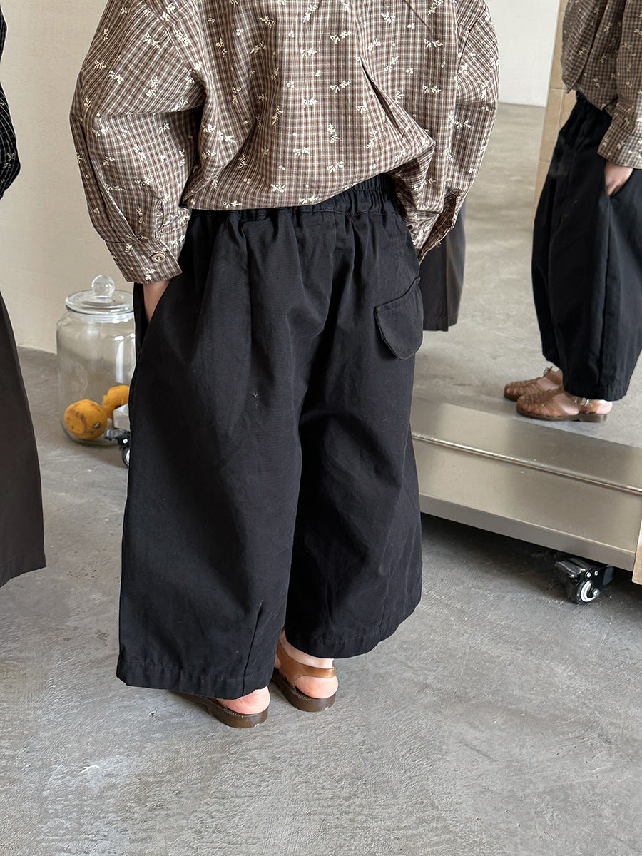 シンプルデザイン八分丈ワイドパンツ