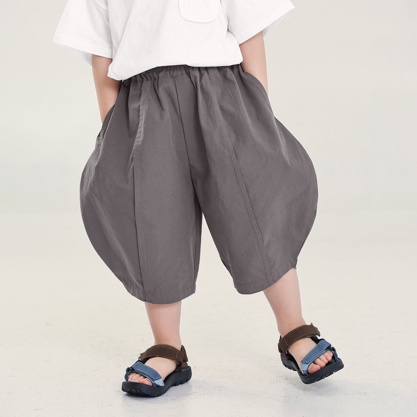 センタープレスコットン七分パンツ