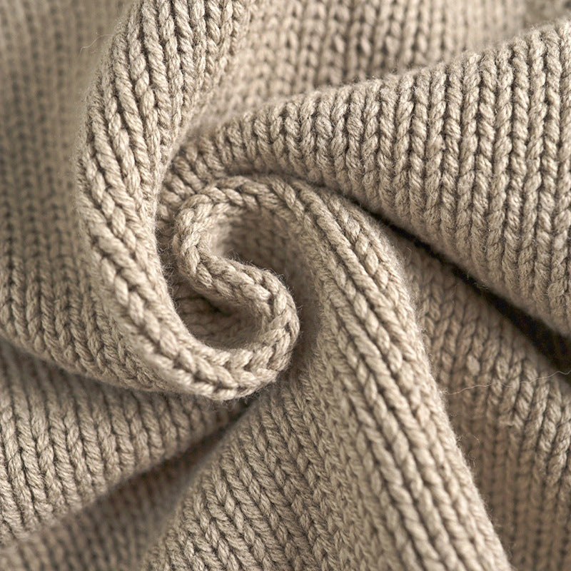 前立てケーブル編みニットカーディガン