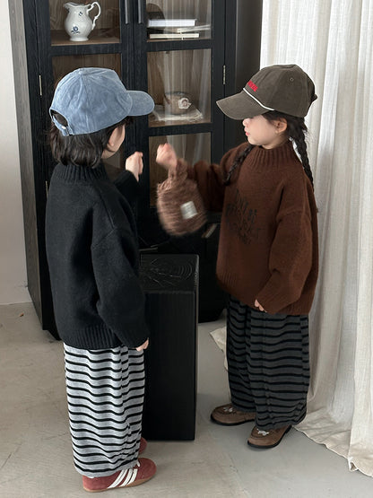 イングリッシュワードハイネックニット