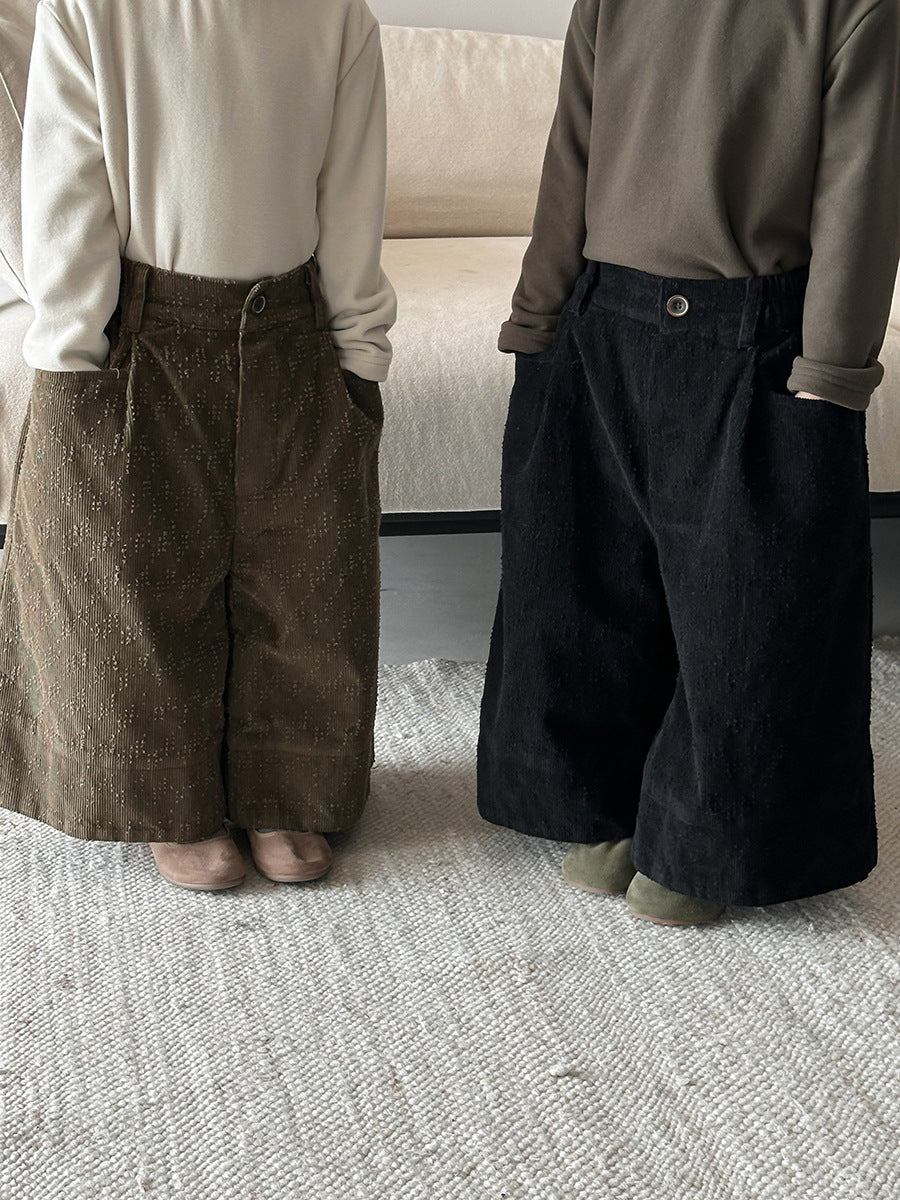 穴あき模様裏ボアコーデュロイパンツ