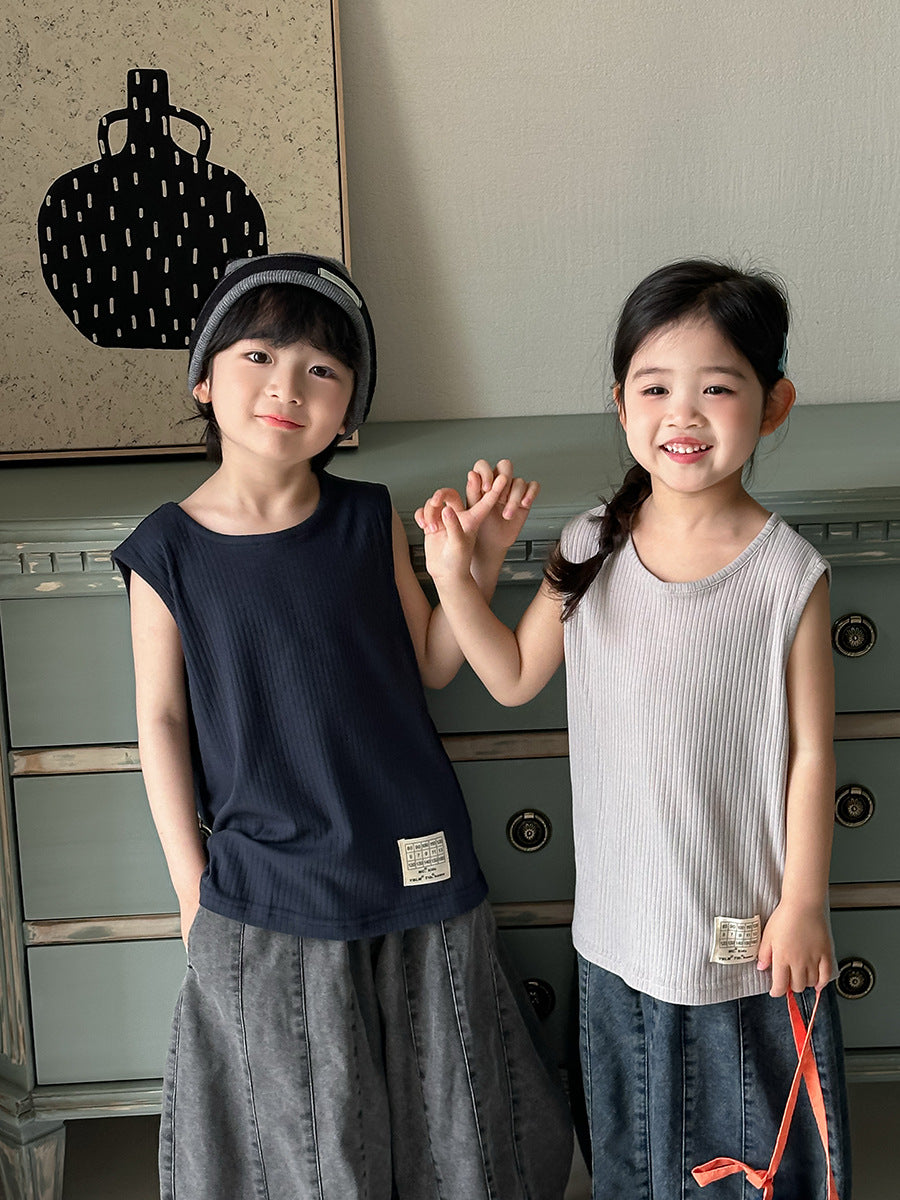 裾ワッペン付き縦リブタンクトップ