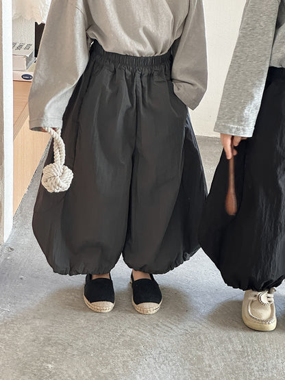 大胆シルエット無地ワイドパンツ