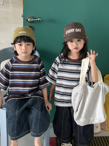 ボーダー柄ステッチTシャツ