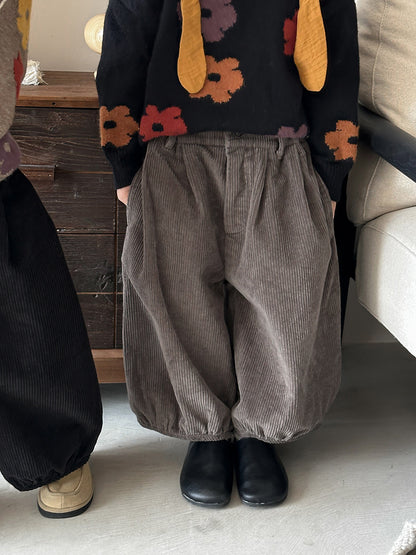 ぽっちゃりコーデュロイパンツ