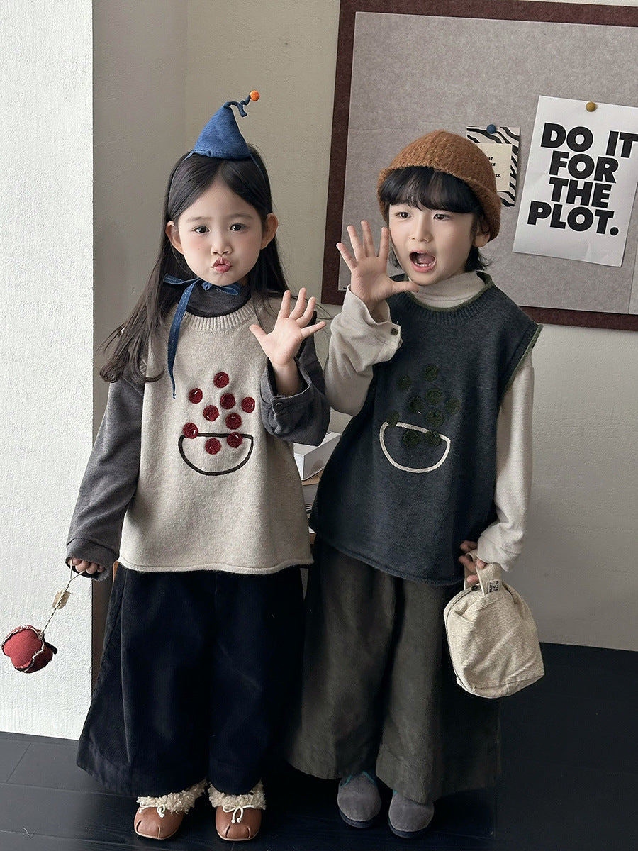 木の実モチーフニットベスト
