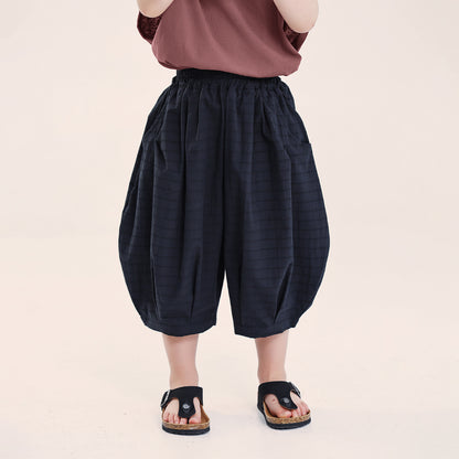 控えめボーダーコットン七分丈パンツ