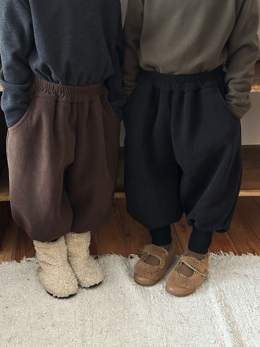 裾リブ厚手裏ボアパンツ