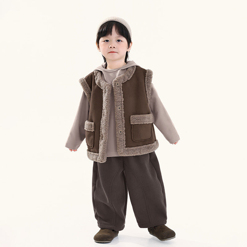 シープボア縁取りベスト