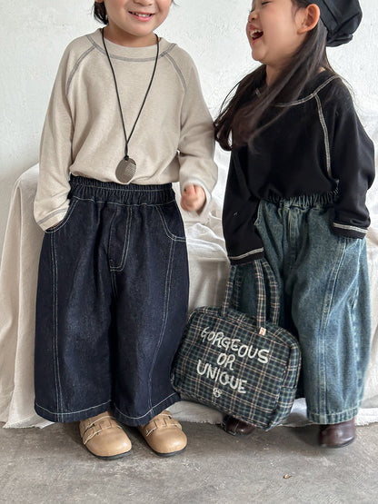 ストレートデニムパンツ