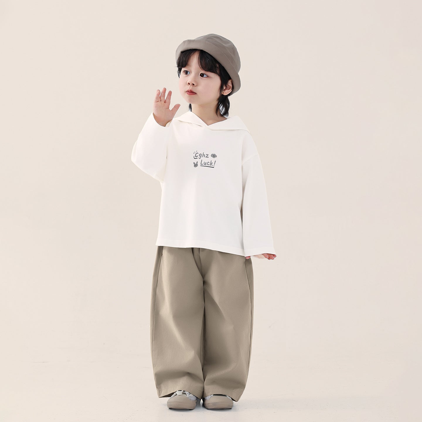 フード付き綿100%長袖Tシャツ