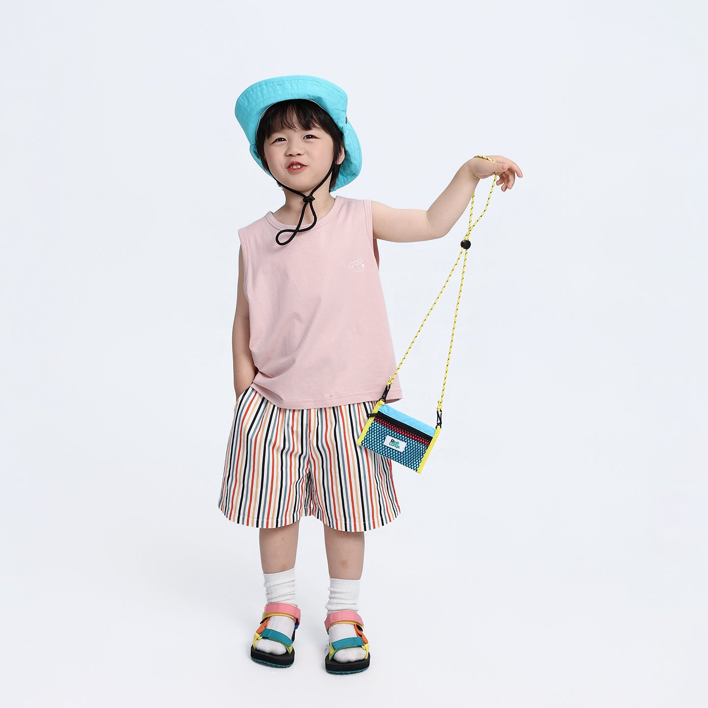 控えめ子犬プリント純綿タンクトップ