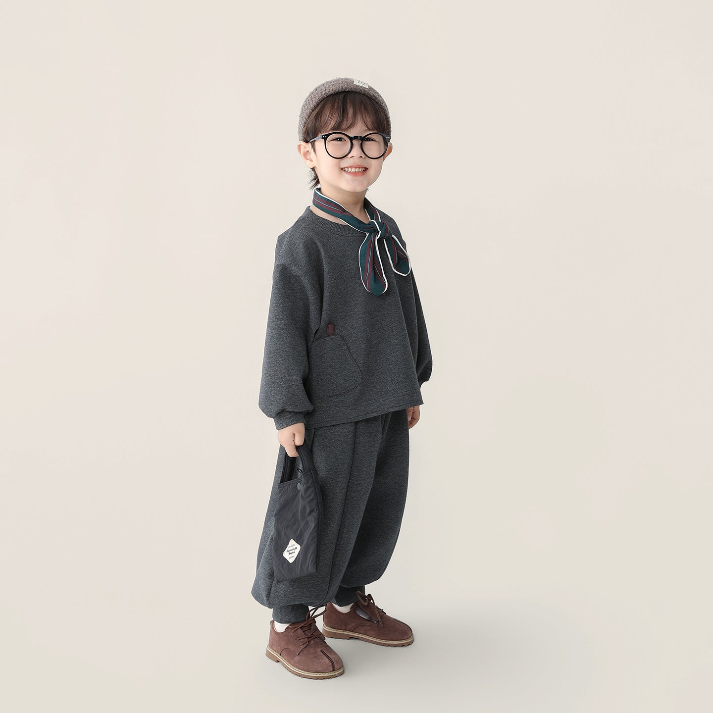 梨ワッペンスウェットセットアップ